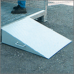 PSA15 - rampa di accesso per box bombole PSA2450