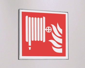 SEME15115A - segnaletica all.Metal mono Lancia antincendio EN ISO 7010 F002