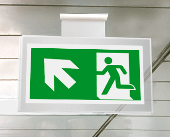 SEPE715105SR - targa PLexiglass sospesa uscita di emergenza sn alto EN ISO 7010 E001