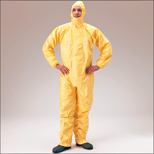 [TYV3L] TYV3L - Tuta monouso Tychem C con cappuccio colore giallo tg.L