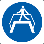 [E1395X] E1395X - Cartello obbligo usare il ponte pedonale solo simbolo EN ISO 7010